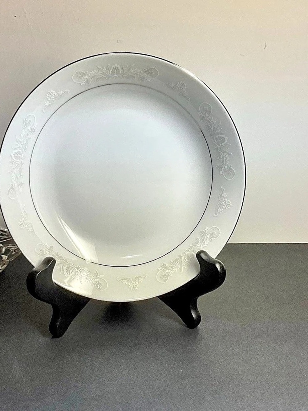 Vintage Crown Ming Fine China Coupe Soup Bowl in the Royal Palm Pattern